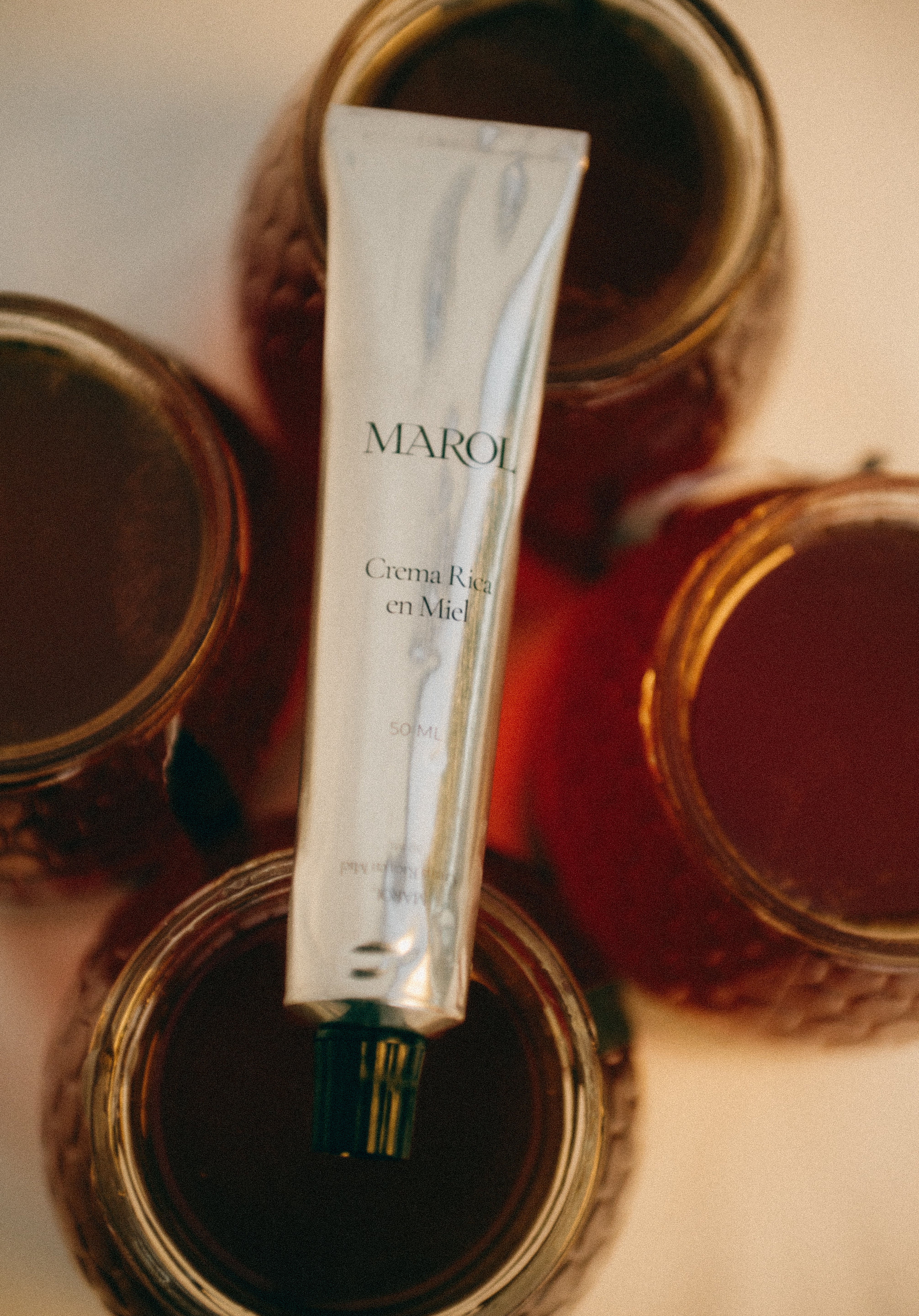 Crema de manos rica en miel