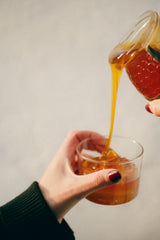 Crema de manos rica en miel