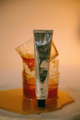 Crema de manos rica en miel